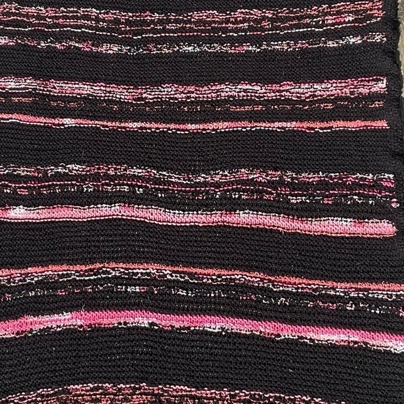 Handmade Black & ‎ Pink Knit Blanket Throw, Striped - Picture 2 of 5